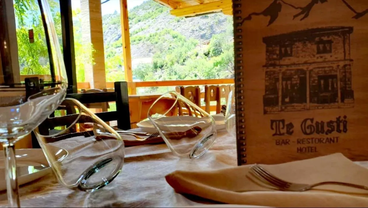 Bar Restaurant Hotel 